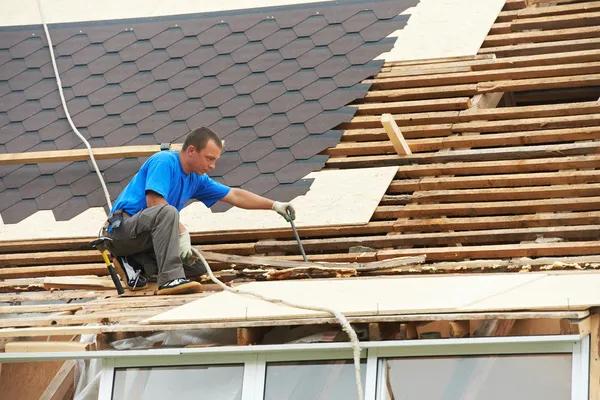 Expert Roof Installers in Bloomington for Quality and Value