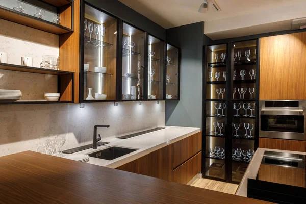 Affordable Kitchen Cabinet Solutions in Phoenix