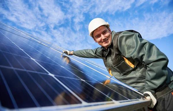Why Choose Professional Solar Installation Service for Maximum Efficiency